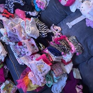 Colorful Baby Clothing Assortment 10$ for 3 outfits 1-9 months